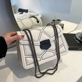 bolsa-feminina-pequena-em-couro-genuino-kelly-premium-5652940 - Kabani