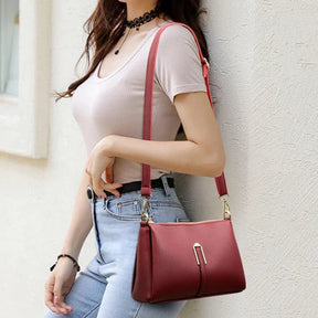 bolsa-feminina-pequena-em-couro-genuino-laydiani-premium-2367446 - Kabani