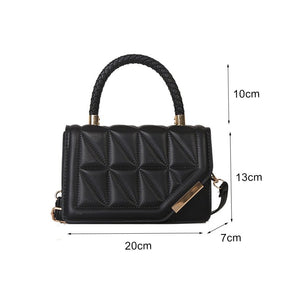bolsa-feminina-pequena-em-couro-genuino-saintluiz-1647017 - Kabani