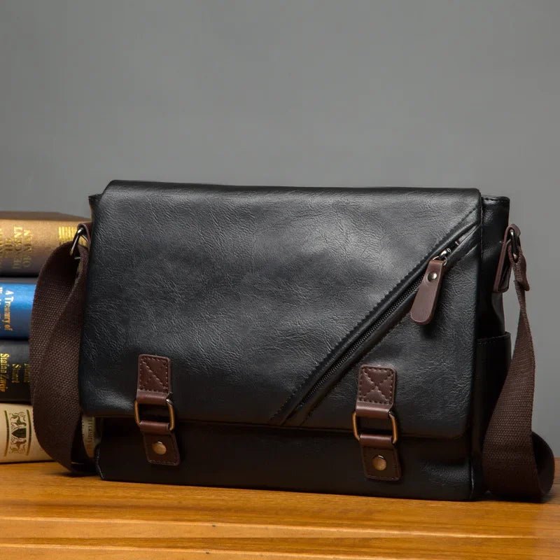 bolsa-masculina-em-couro-genuino-vitange-premium-1027729 - Kabani