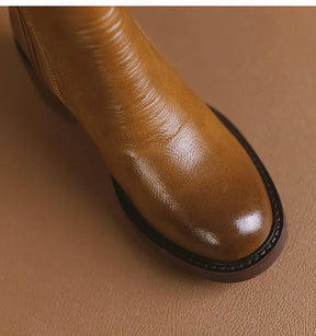 bota-feminina-de-couro-com-salto-chelsea-6500300 - Kabani