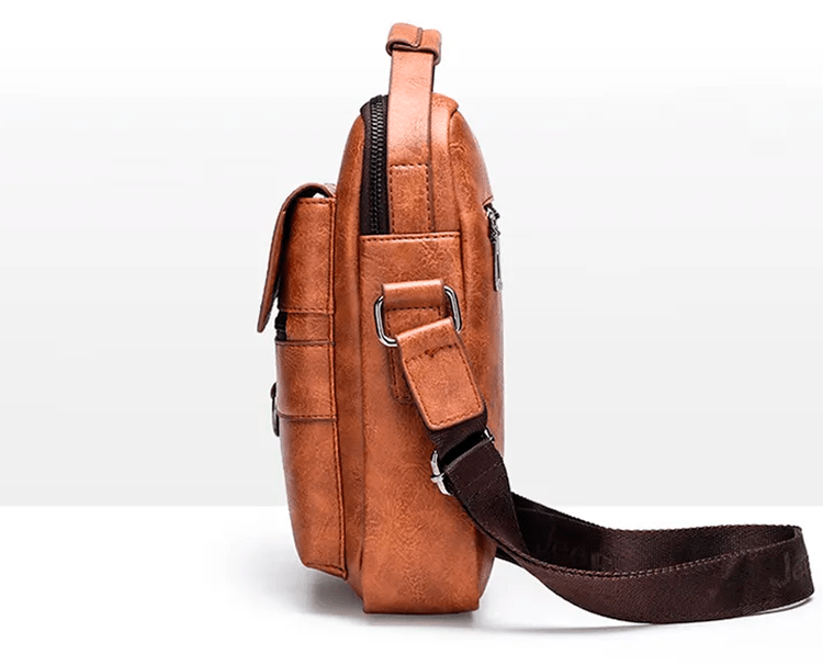 mochila-de-ombro-em-couro-genuino-couropremium-bag-1680530 - Kabani