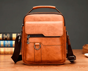 mochila-de-ombro-em-couro-genuino-couropremium-bag-7381264 - Kabani
