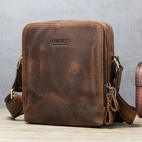 mochila-em-couro-genuino-contacts-premium-6740345 - Kabani