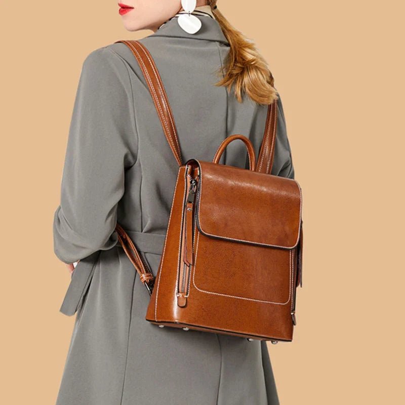 mochila-em-couro-genuino-javier-4189322 - Kabani