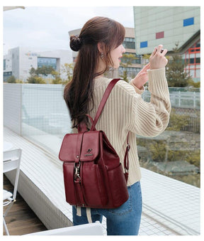 mochila-feminina-em-couro-genuino-aussie-classic-6133108 - Kabani