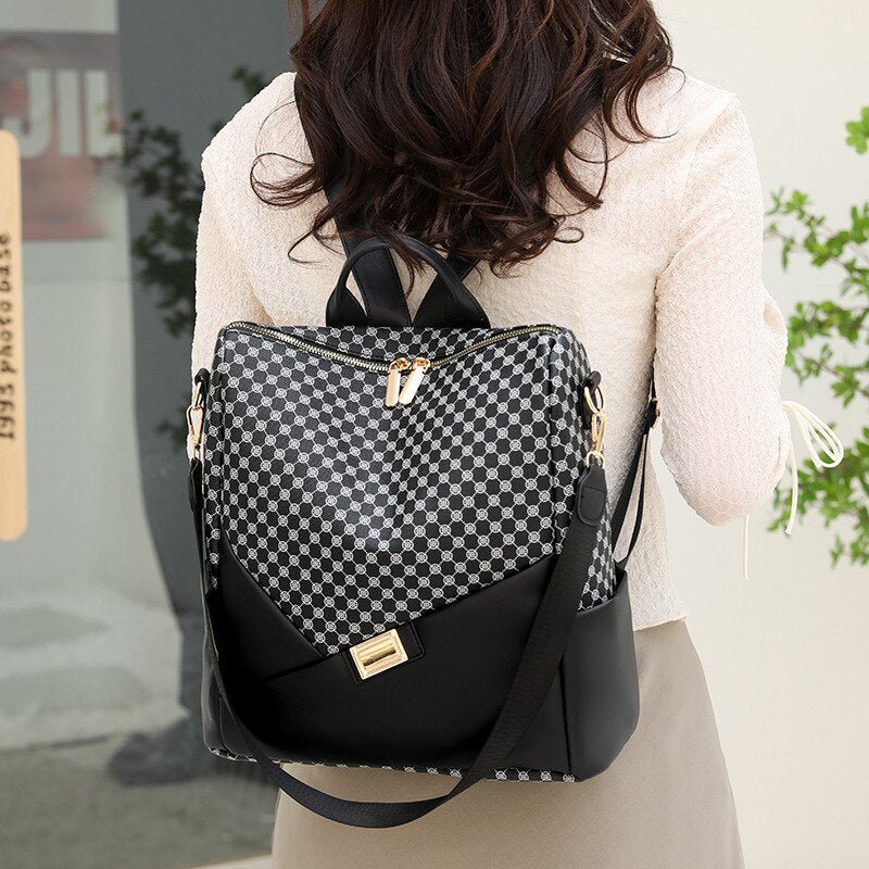 mochila-feminina-xadrez-em-couro-genuino-levian-premium-2175744 - Kabani